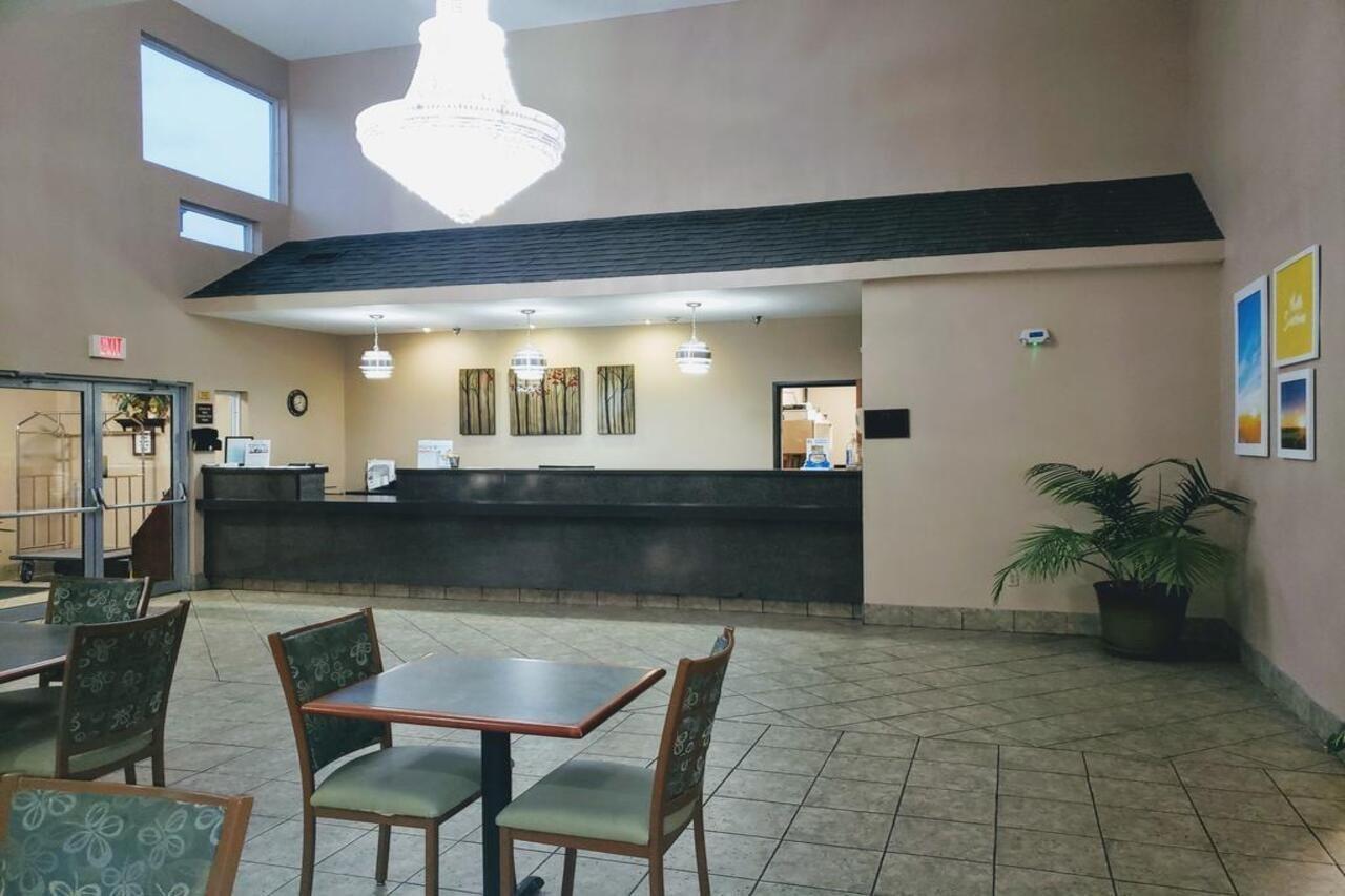 Days Inn & Suites By Wyndham Of Morris Exteriör bild