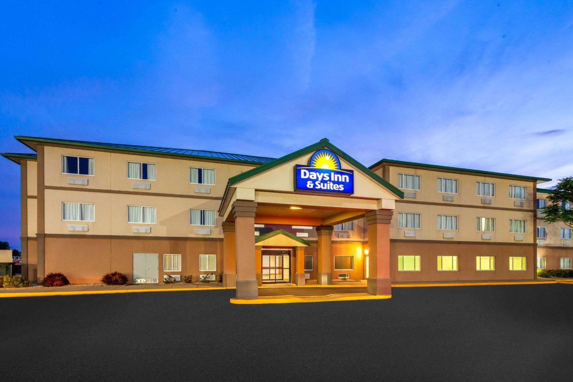 Days Inn & Suites By Wyndham Of Morris Exteriör bild
