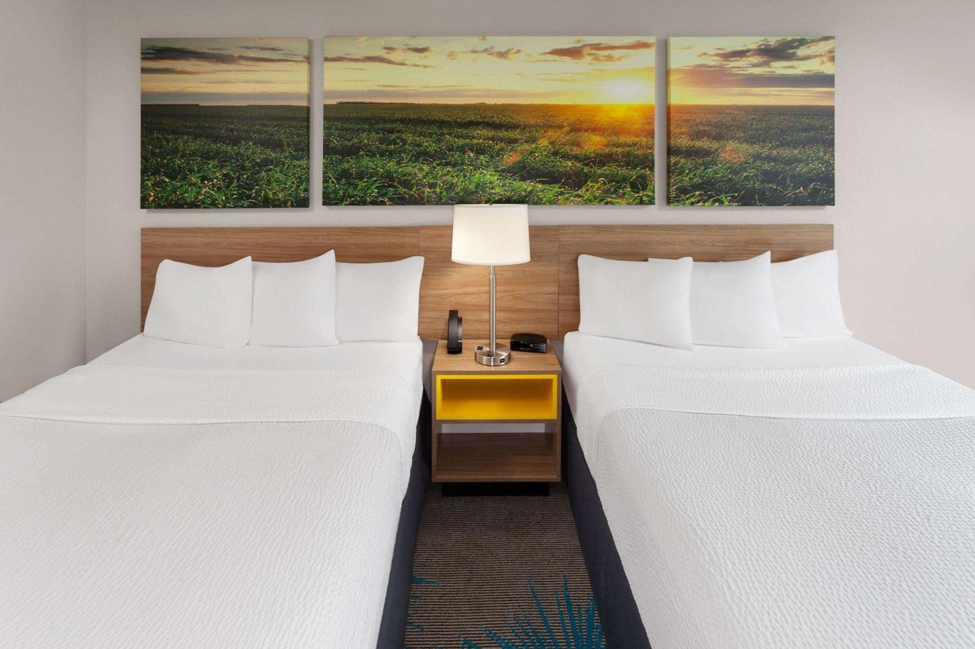 Days Inn & Suites By Wyndham Of Morris Exteriör bild