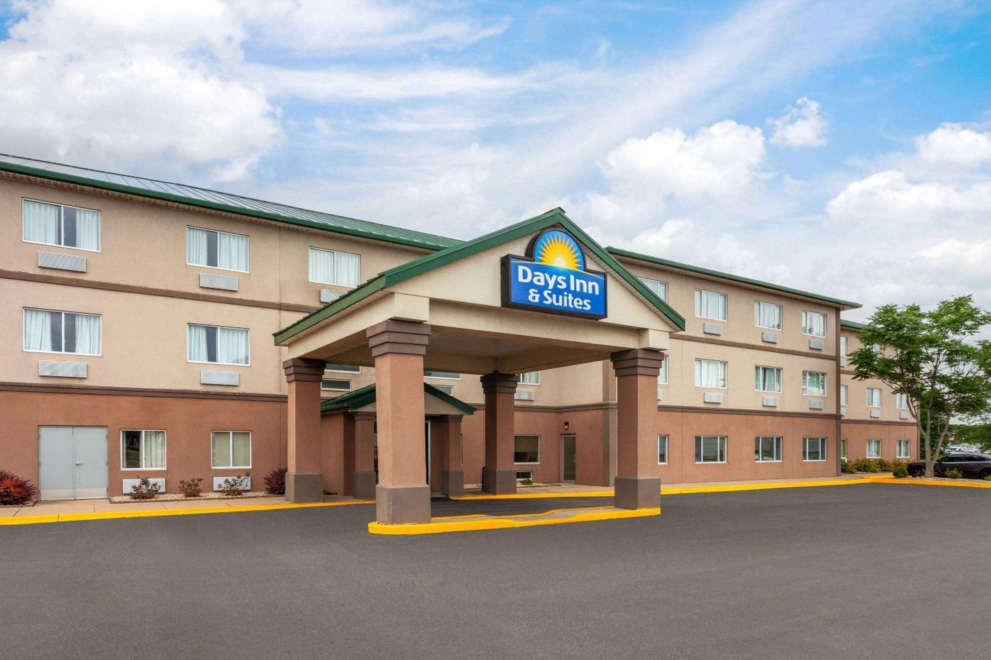Days Inn & Suites By Wyndham Of Morris Exteriör bild